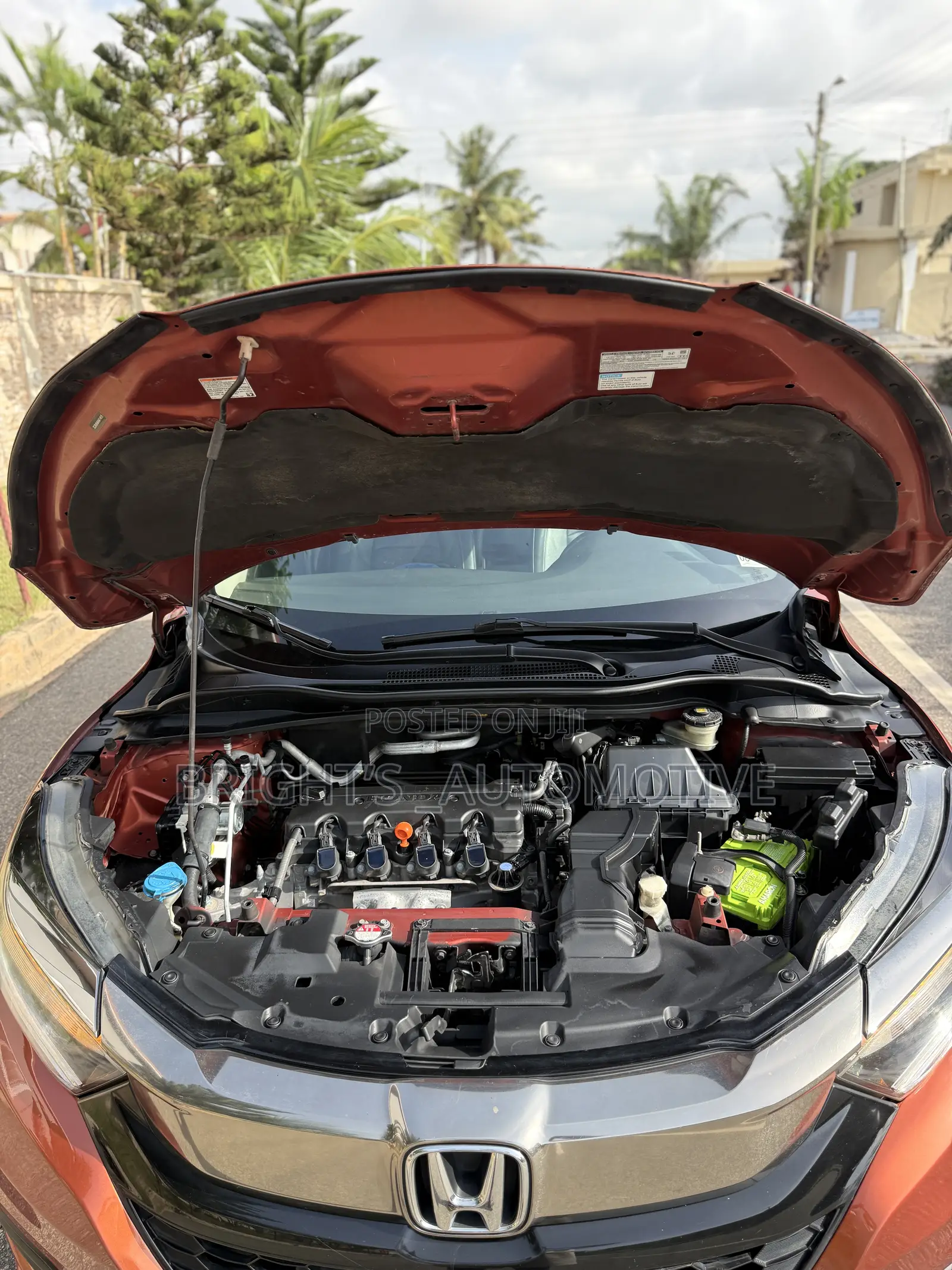 Honda HR-V Touring AWD 2020 Orange