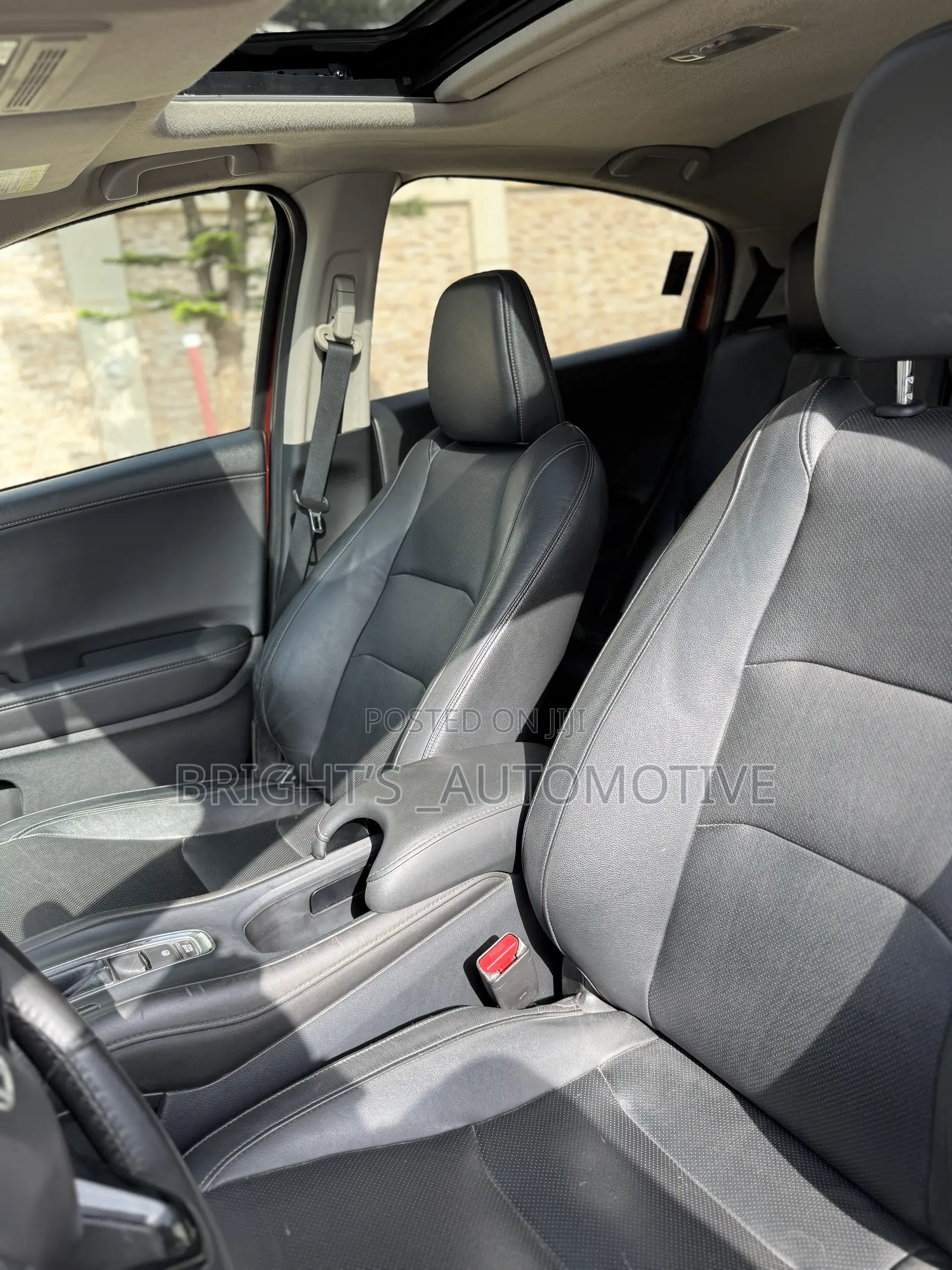 Honda HR-V Touring AWD 2020 Orange