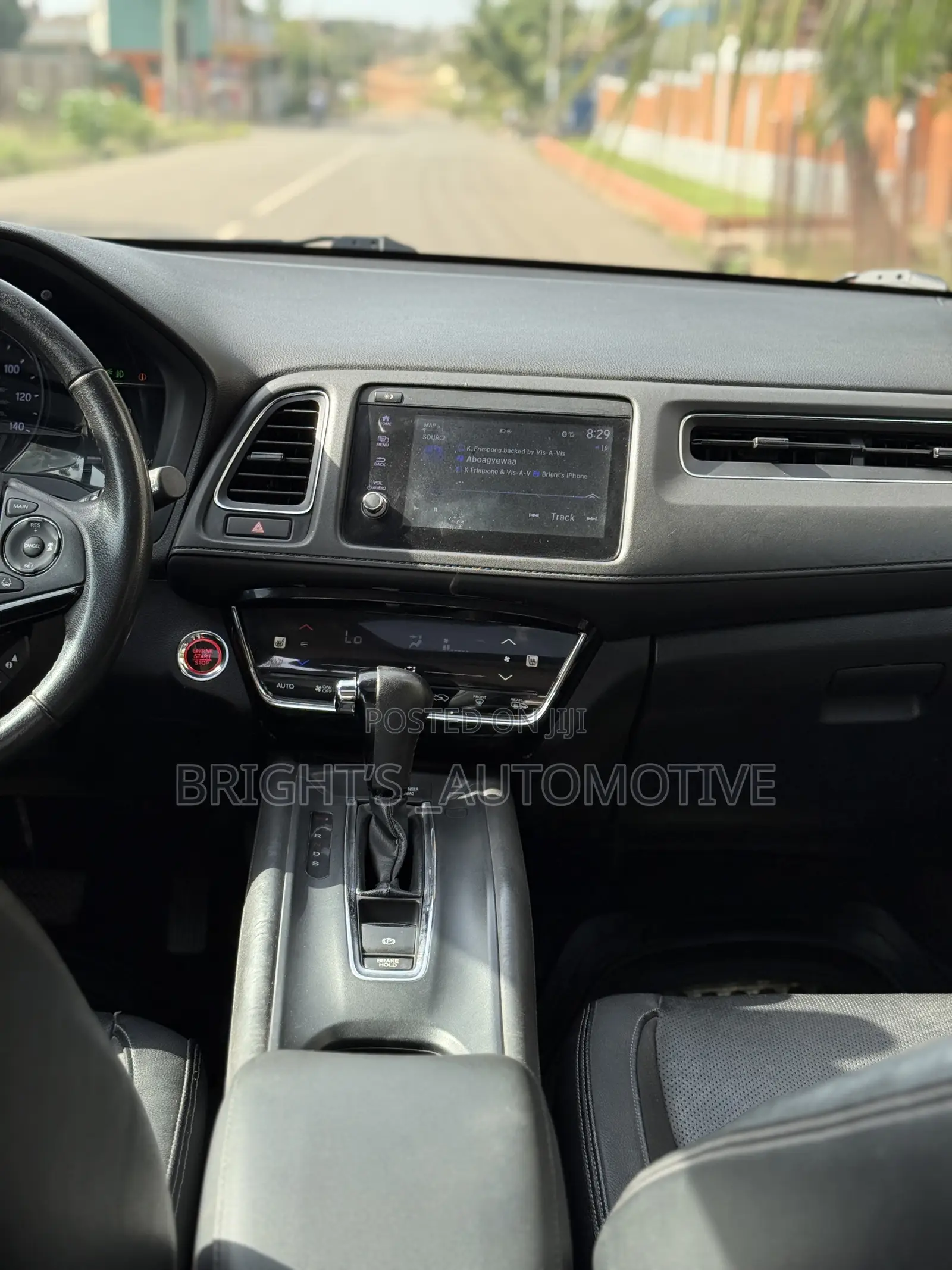 Honda HR-V Touring AWD 2020 Orange