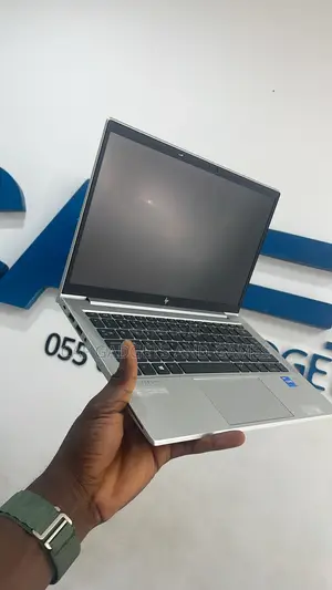 Laptop HP EliteBook 830 G8 8GB Intel Core i5 SSD 256GB