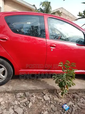 Toyota Aygo 2005 Red