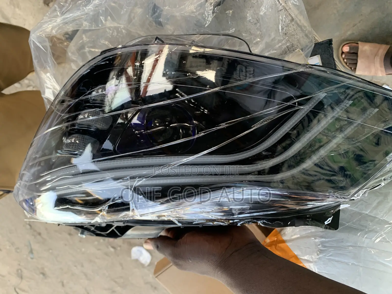 Mercedes Benz W204,2014,2015,2016,2017,Headlights Spec