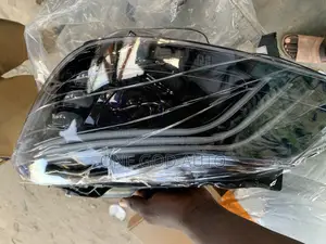Mercedes Benz W204,2014,2015,2016,2017,Headlights Spec