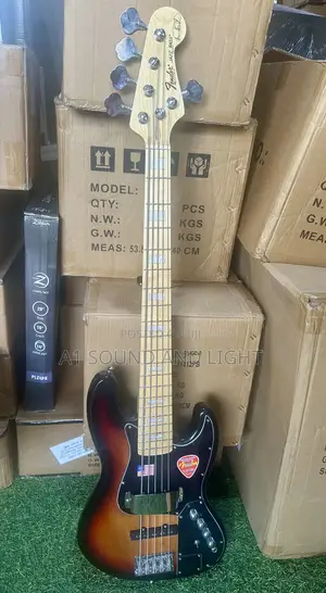 Fender Jazz Bass 5 Strings Active Guitar