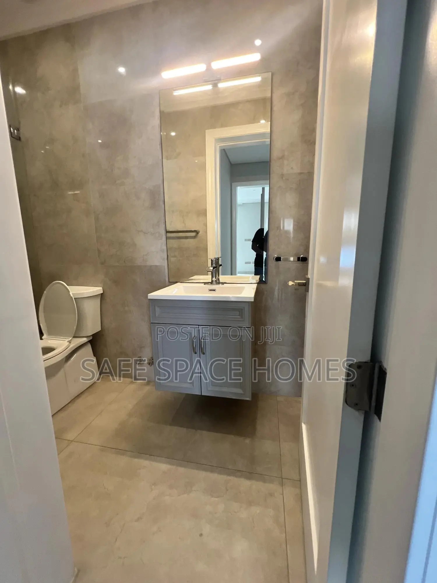 2bdrm Apartment in Burma Camp for rent