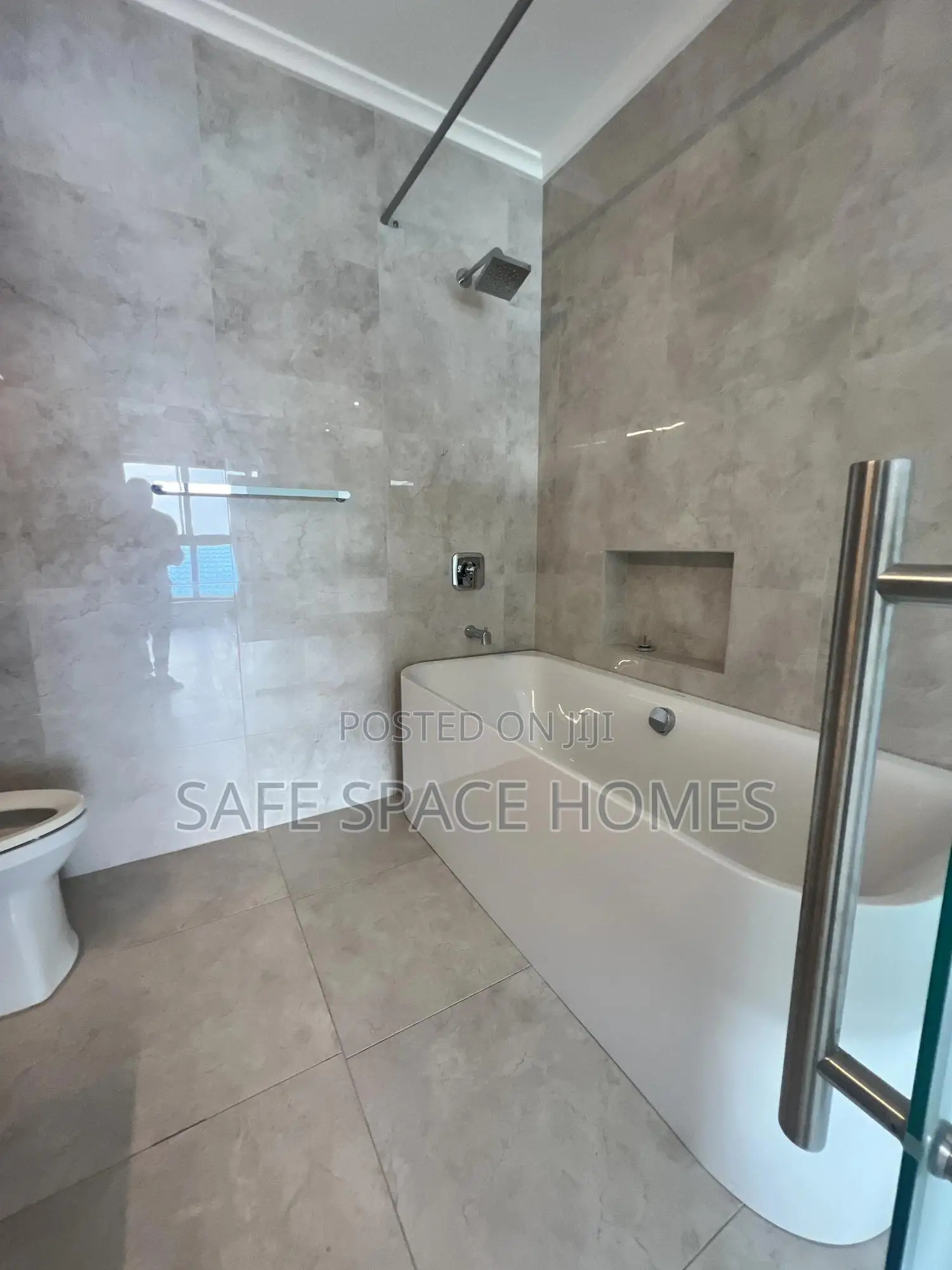 2bdrm Apartment in Burma Camp for rent