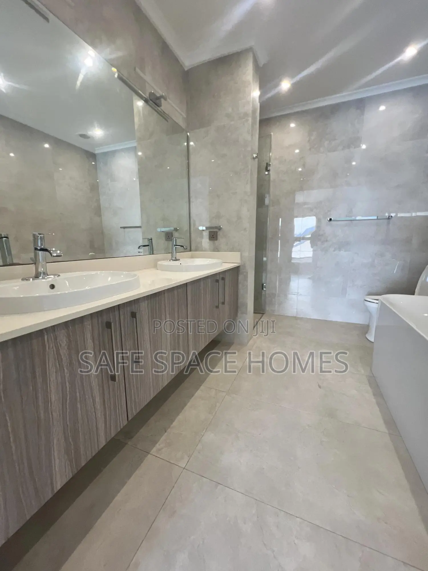 2bdrm Apartment in Burma Camp for rent
