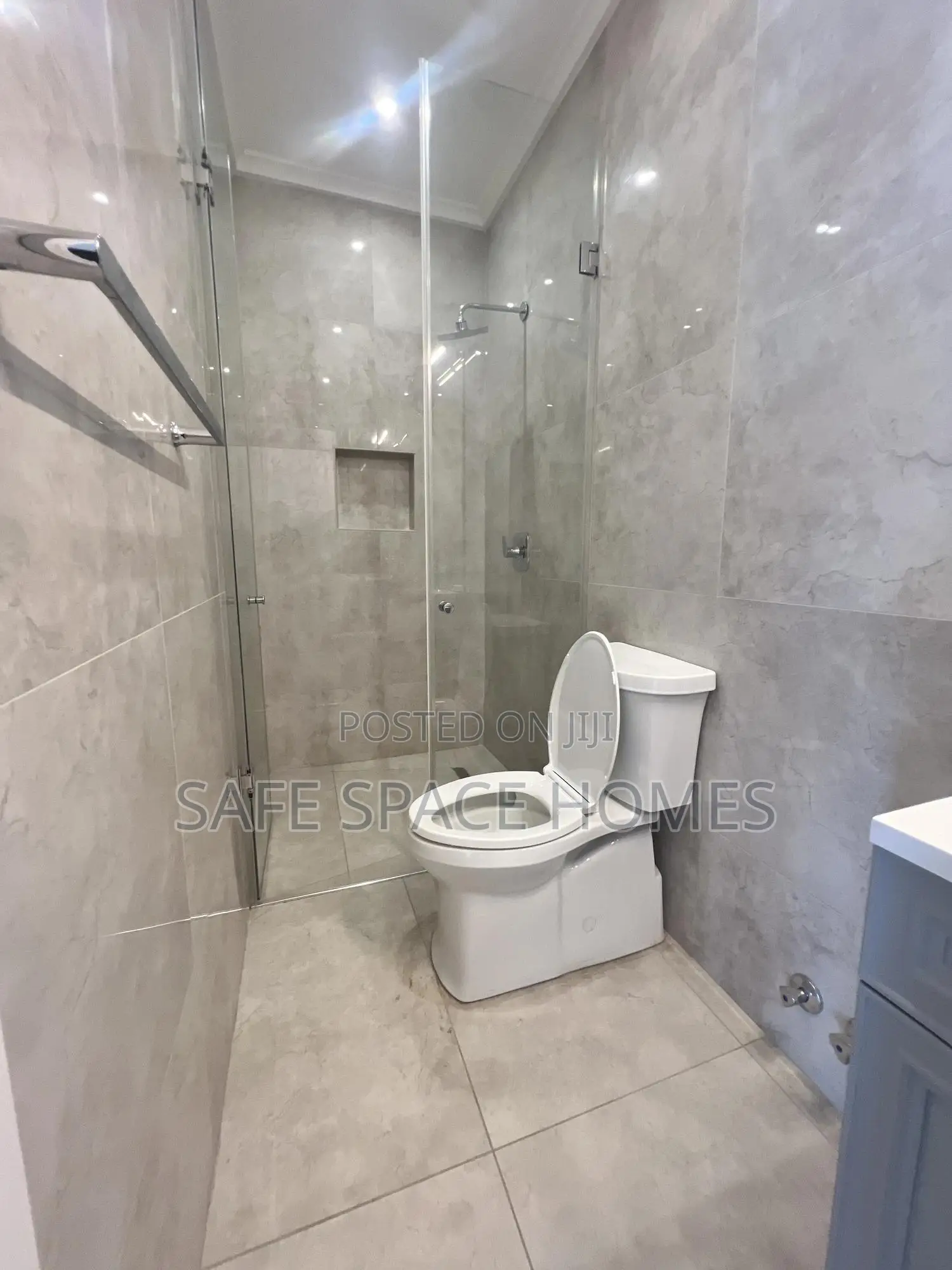 2bdrm Apartment in Burma Camp for rent