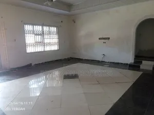 5bdrm House in Teshie Greda Estate, Manet Junction for rent