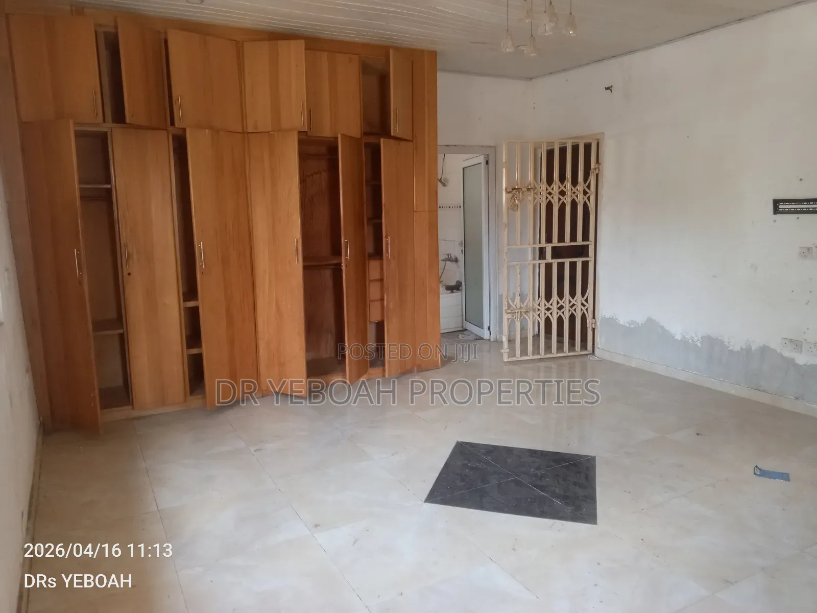 5bdrm House in Teshie Greda Estate, Manet Junction for rent