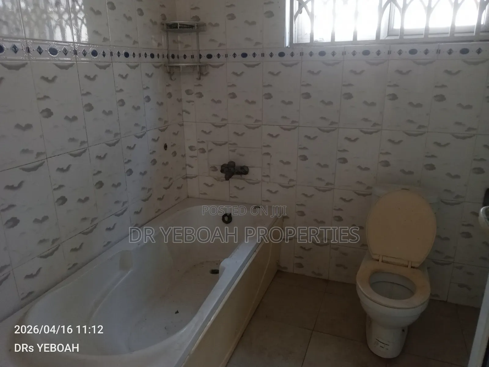 5bdrm House in Teshie Greda Estate, Manet Junction for rent