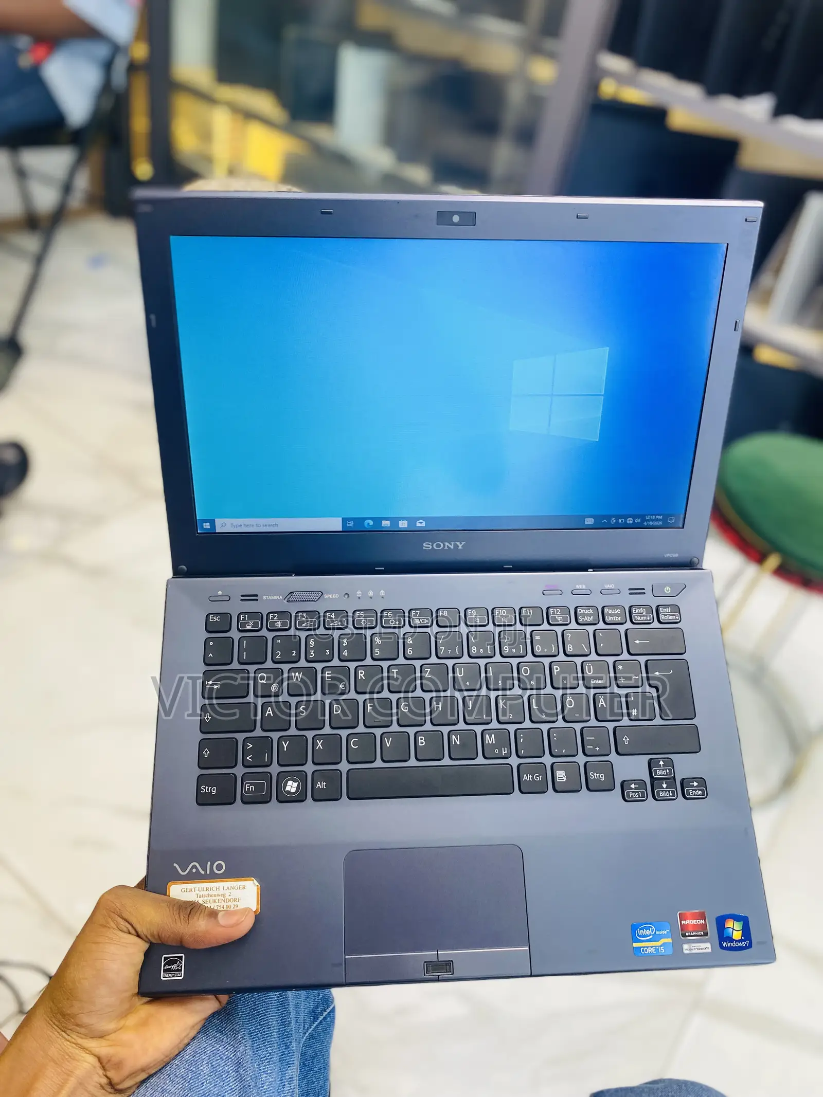 New Laptop Sony VAIO VPC-SB3S9E 8GB Intel Core i5 HDD 250GB