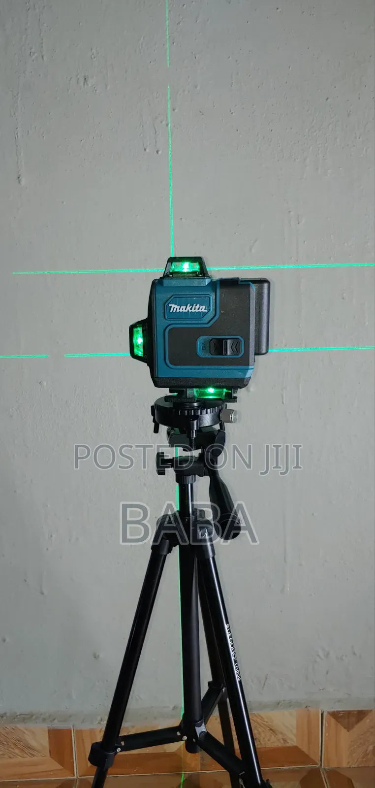 Makita 16 Line Green Light