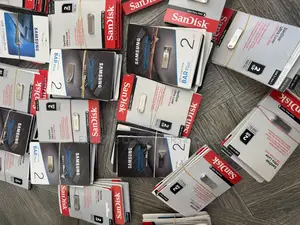 Samsung/Sandisk Original 2gb Pen Drives Speed 3.1 Brand New From Uk