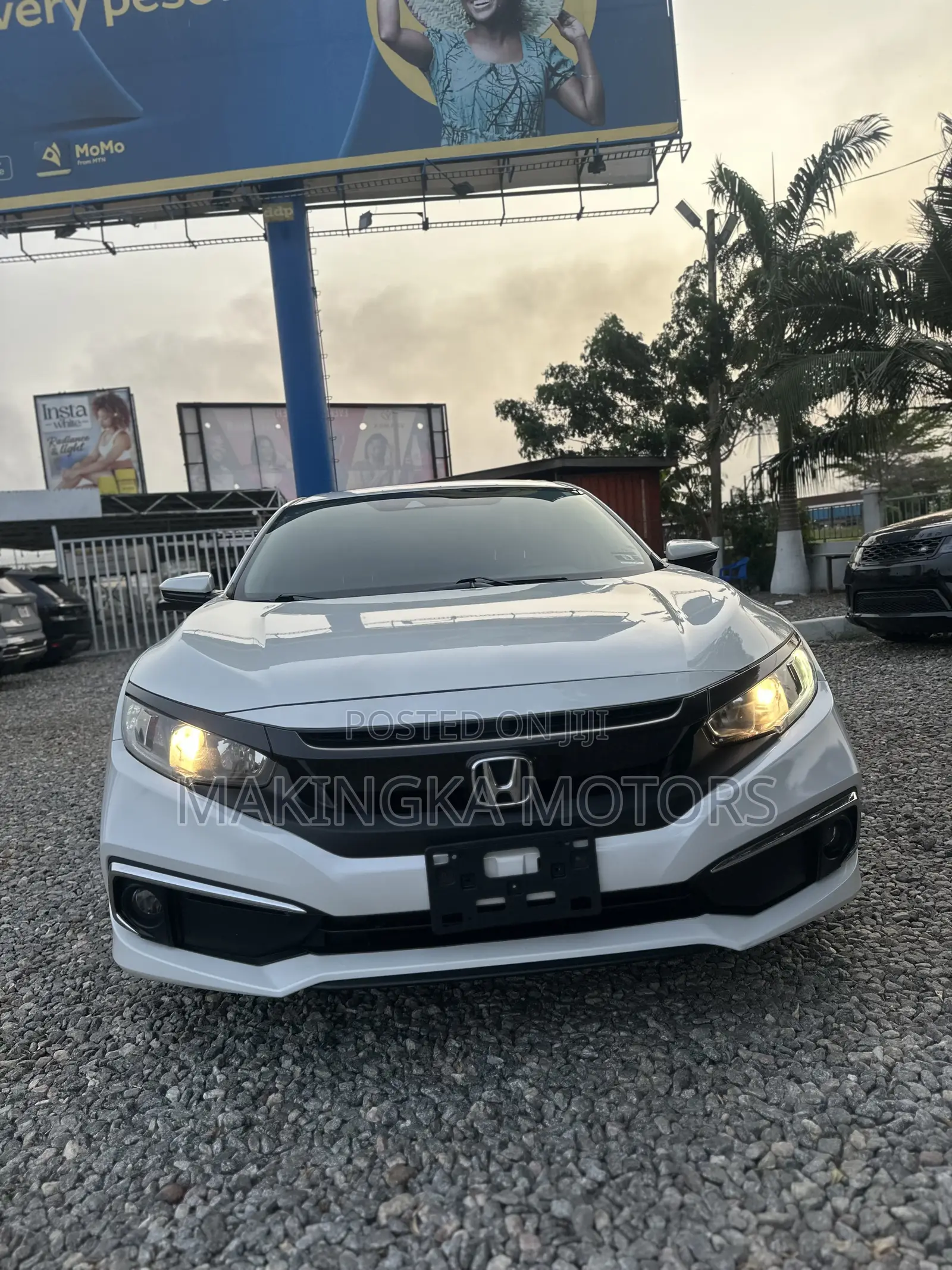 Honda Civic EX-L Sedan 2019 White