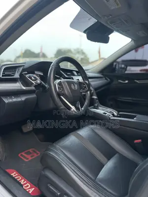 Honda Civic EX-L Sedan 2019 White