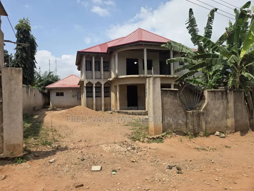 6bdrm Apartment in Broadcasting, West Hills Mall Area for sale