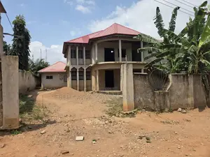6bdrm Apartment in Broadcasting, West Hills Mall Area for sale