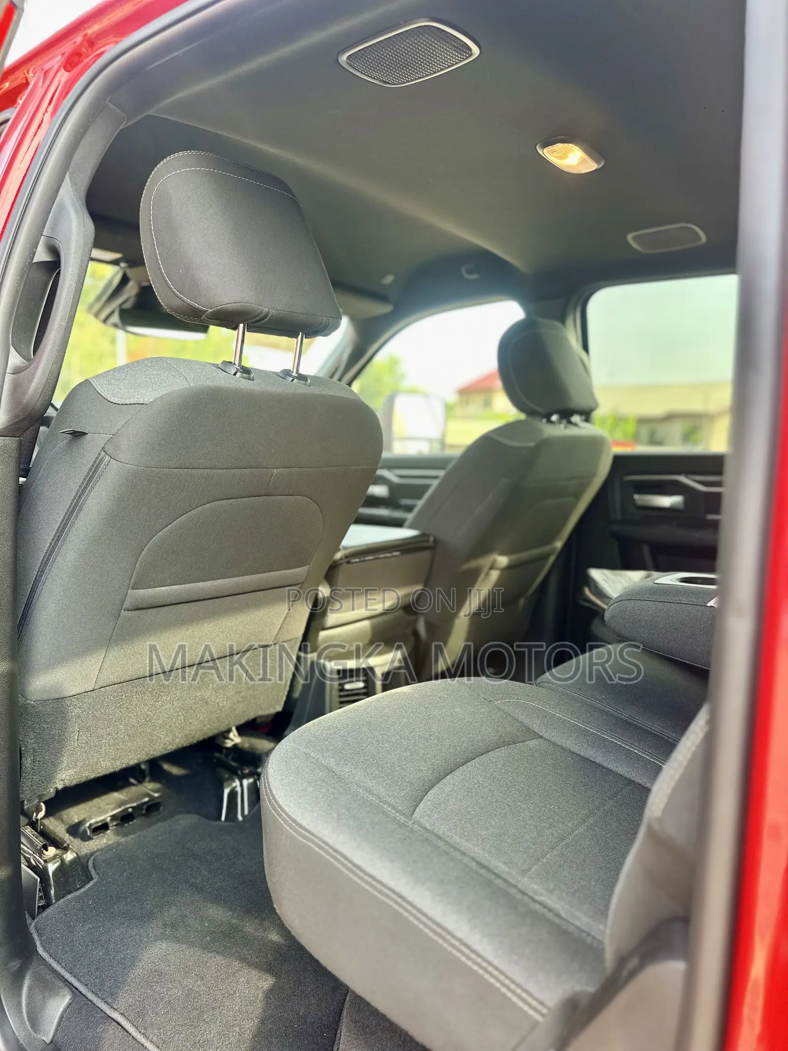 RAM 1500 Big Horn Crew Cab 6.3 ft SB 2024 Red