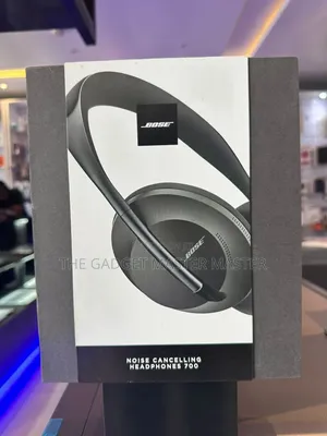 Bose Noise Canceling Headphones 700
