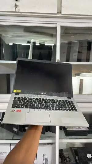 Laptop Acer Aspire 1 A114-31 8GB AMD Ryzen 3 SSD 256GB