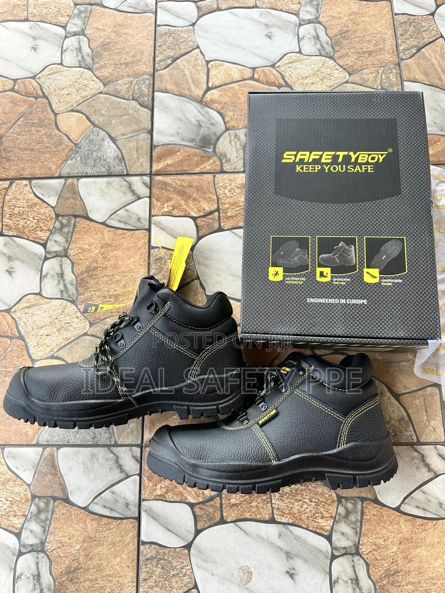 Steel Toe Safety Shoes Or Protective Work Boots