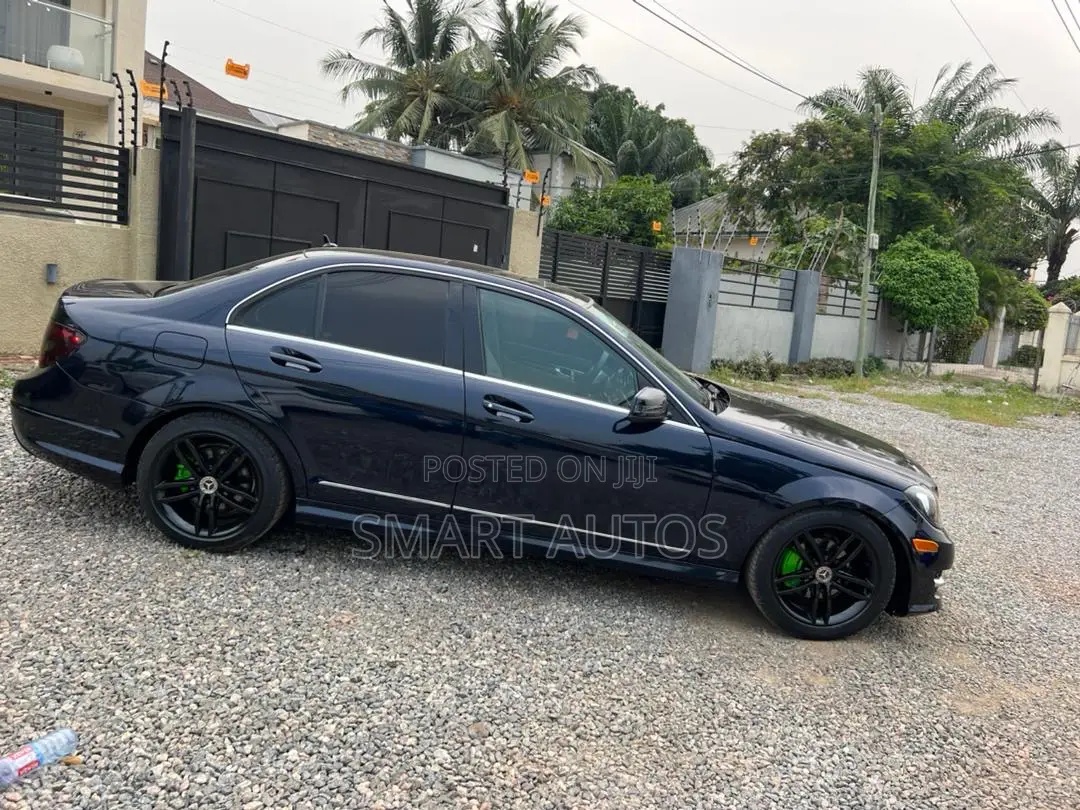 Mercedes-Benz C250 2013 Black