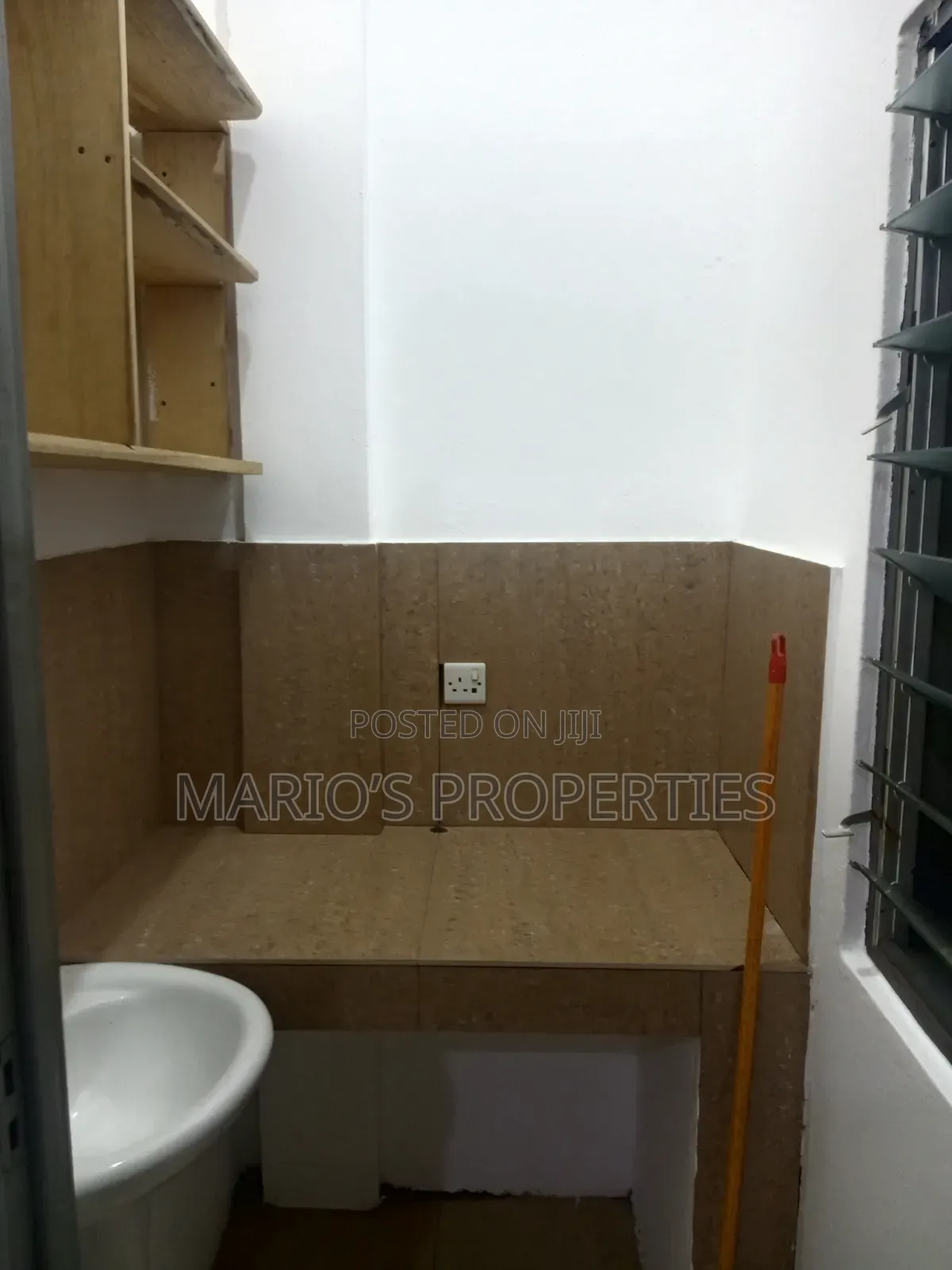 1bdrm Apartment in Marios Properties, Bawaleshie for rent