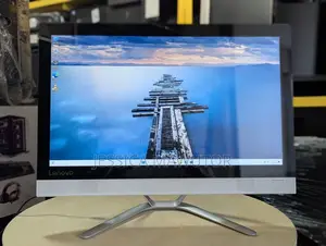 Desktop Computer Lenovo 4GB Intel Core i3 SSD 256GB