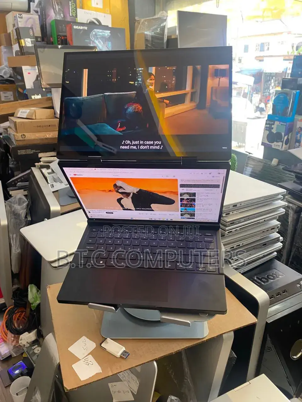 Laptop Asus Zenbook Duo 14 32GB Intel Core Ultra 9 SSHD (Hybrid) 1T