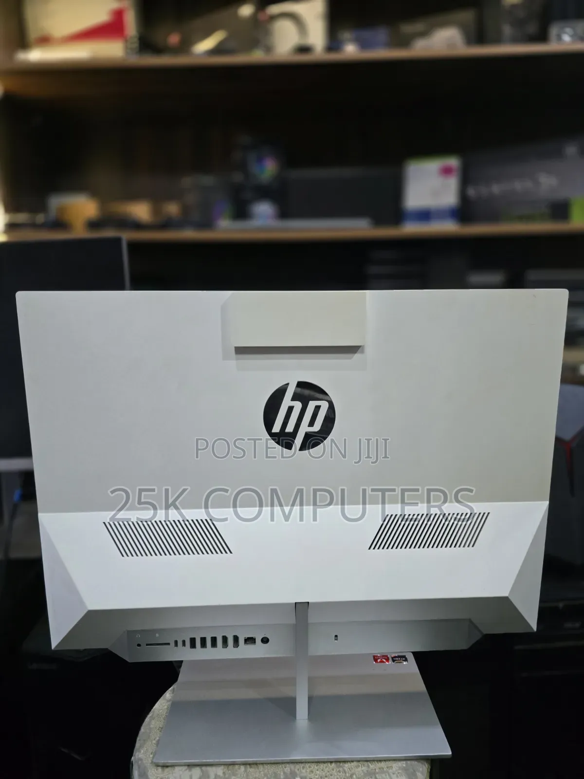 Desktop Computer HP Pavilion 24 8GB AMD Ryzen 5 HDD+SSD 1T