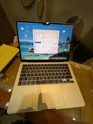 New Laptop Apple MacBook Air 2025 M4 13-inch 16GB Apple M4 SSD 256GB