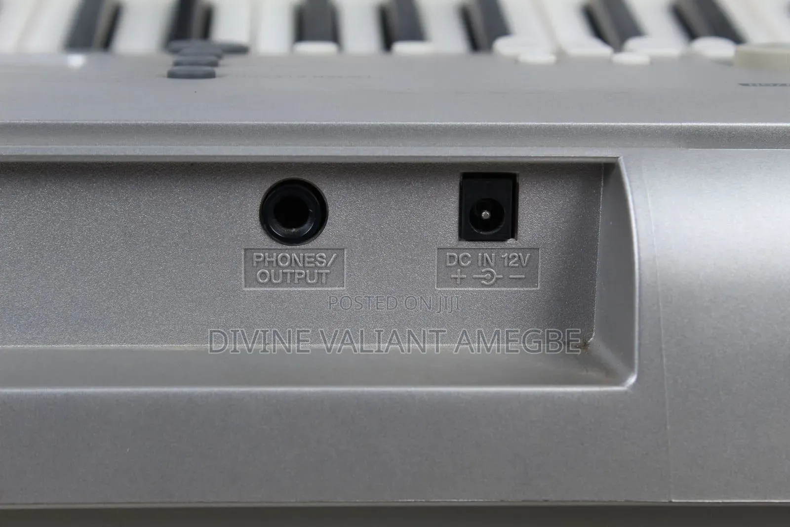 Yamaha Keyboard PSR E303