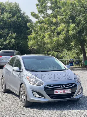 Hyundai Elantra Limited 4dr Sedan (1.8L 4cyl 6A) 2014 Gray