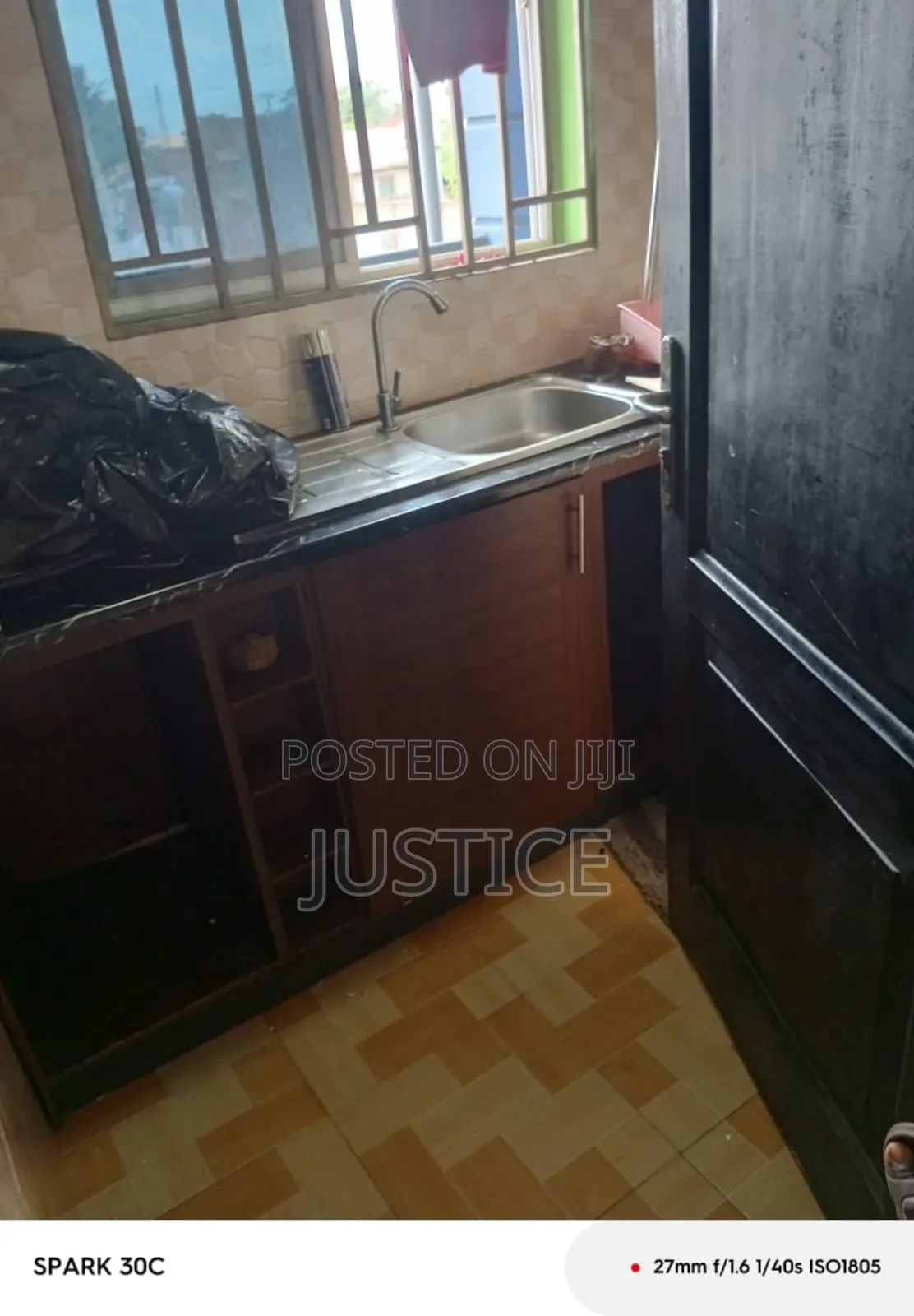 1bdrm Apartment in Adenta, Barrier for rent
