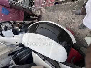 Mercedes Benz Gla Back Boat Complete