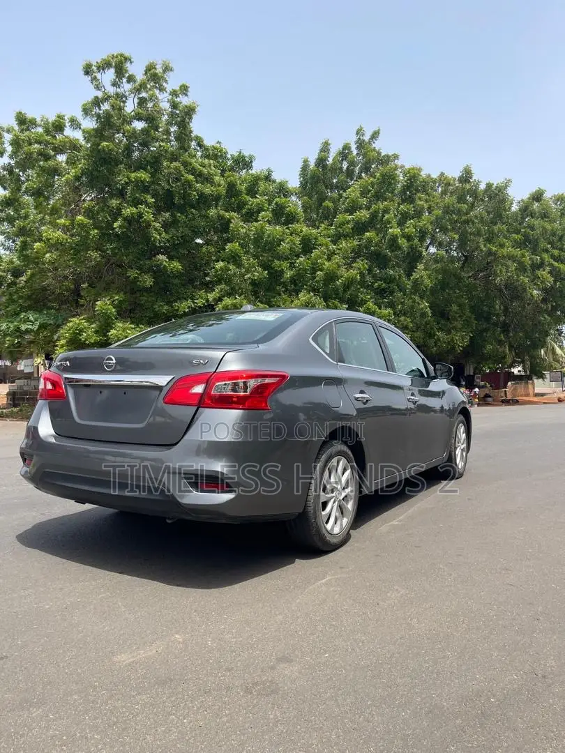 Nissan Sentra SV 2019 Gray