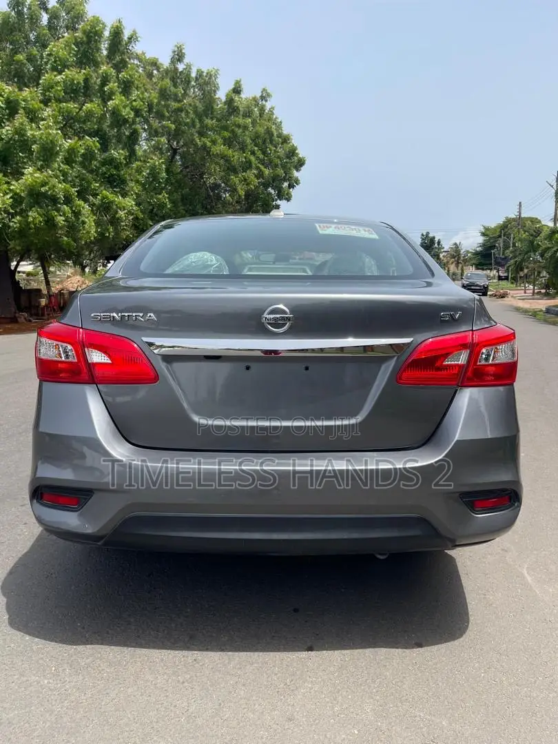 Nissan Sentra SV 2019 Gray
