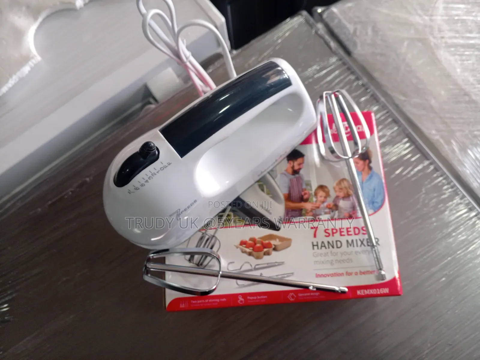 Decakila Electric Hand Mixer – Reliable Efficient Mixing Tool