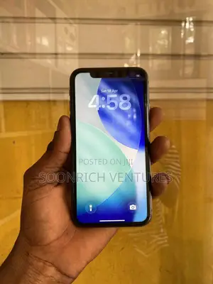 Apple iPhone 11 64 GB Black