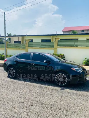 Toyota Corolla S 4dr Sedan (1.8L 4cyl CVT) 2016 Black