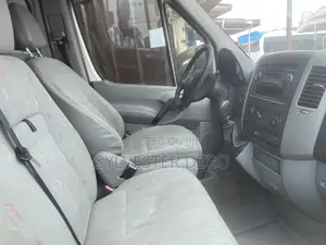 Mercedes-Benz Sprinter 2012 White