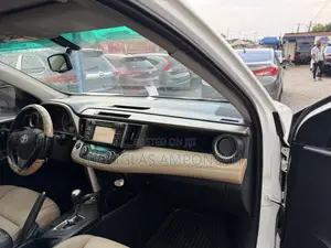 Toyota RAV4 2015 White