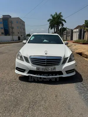 Mercedes-Benz E350 Base 4Matic Sedan AWD (3.5L 6cyl 7A) 2013 White