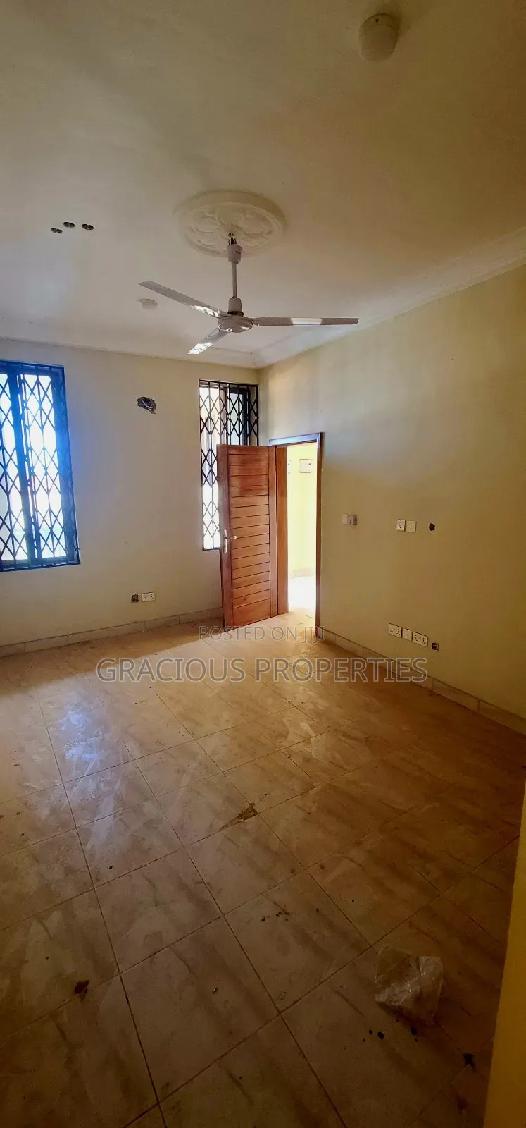 1bdrm Apartment in Gracious Properties, Weija for rent