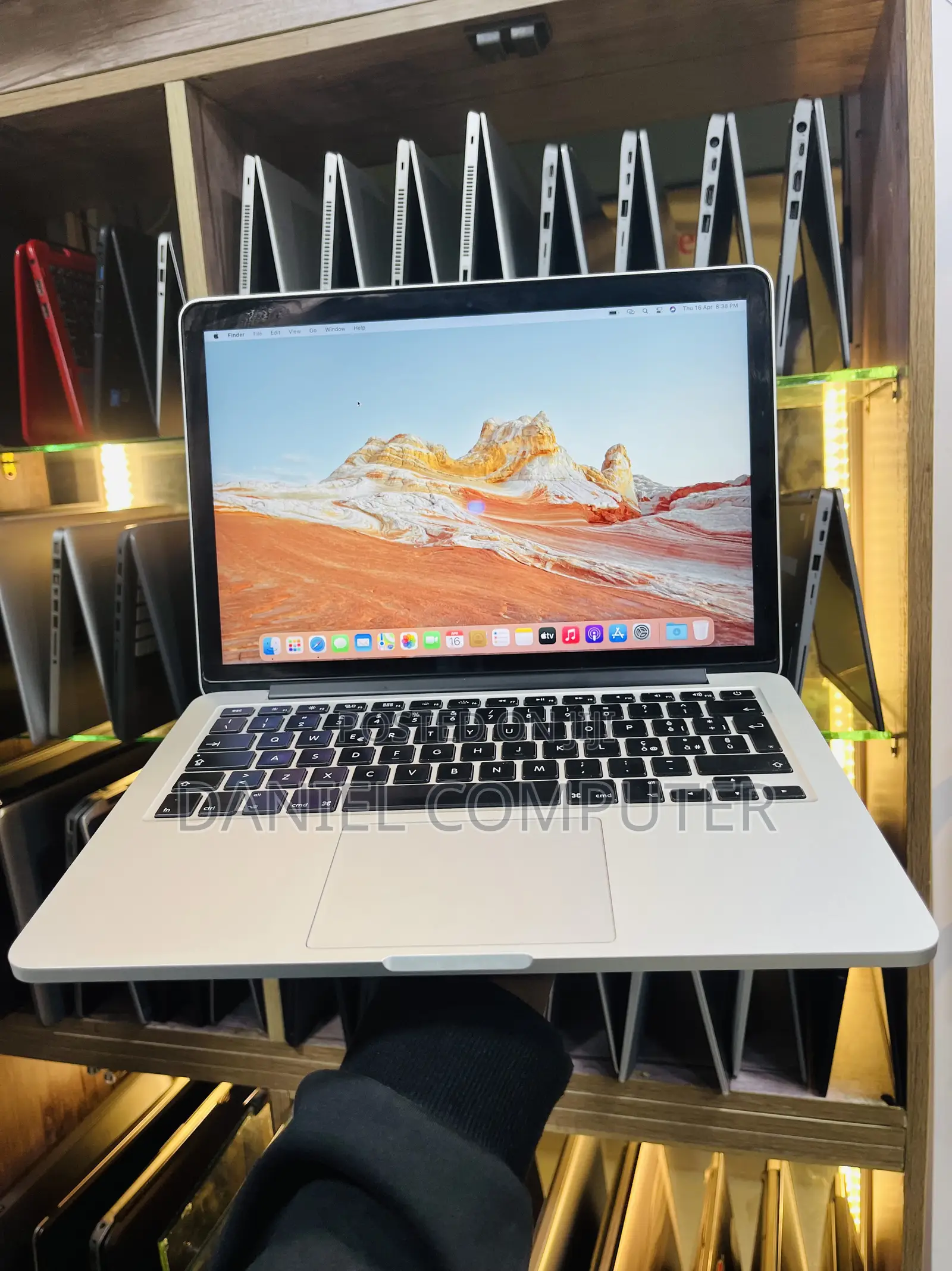 Laptop Apple MacBook Pro 2015 8GB Intel Core i5 SSD 512GB