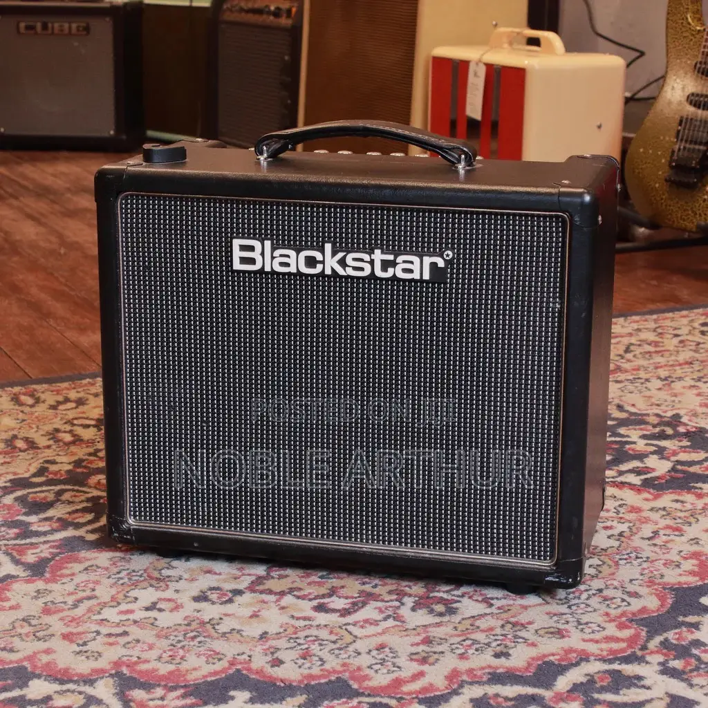 Blackstar Ht-5 Guitar Combo