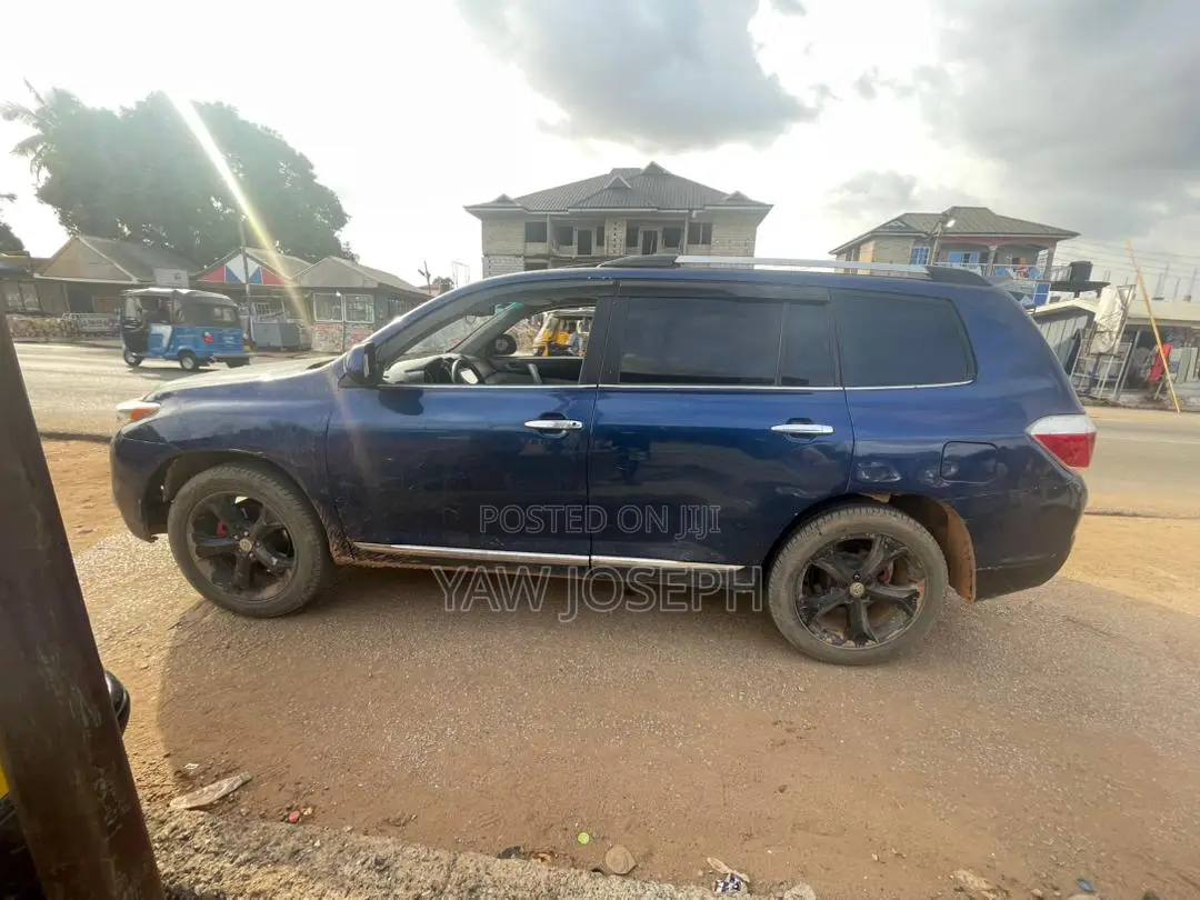 Toyota Highlander 2013 Black