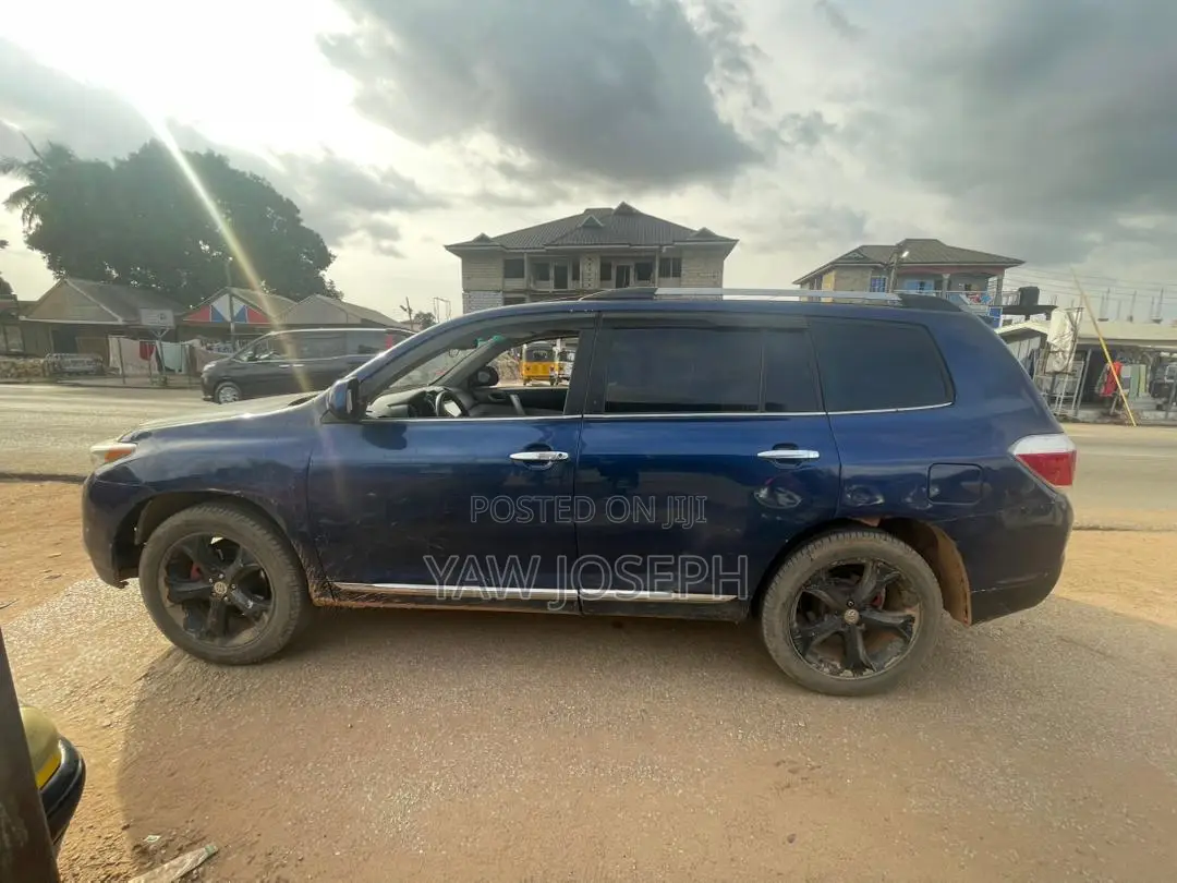 Toyota Highlander 2013 Black