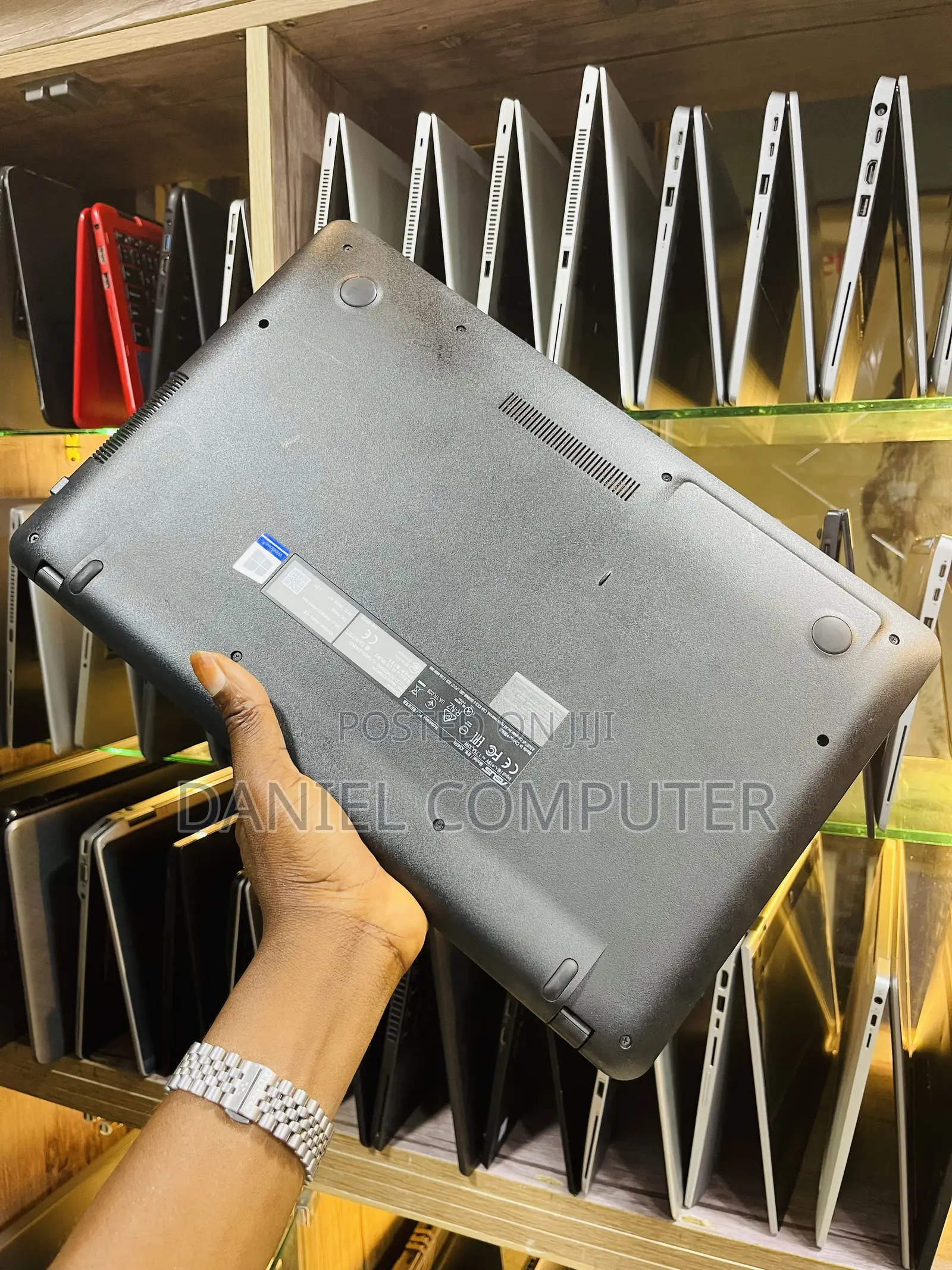 Laptop Asus VivoBook 15 X540NA 4GB Intel Celeron HDD 750GB